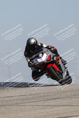 media/Mar-24-2025-2WTD (Mon) [[55b4b08488]]/B Group/1120am (Outside Grapevine)/